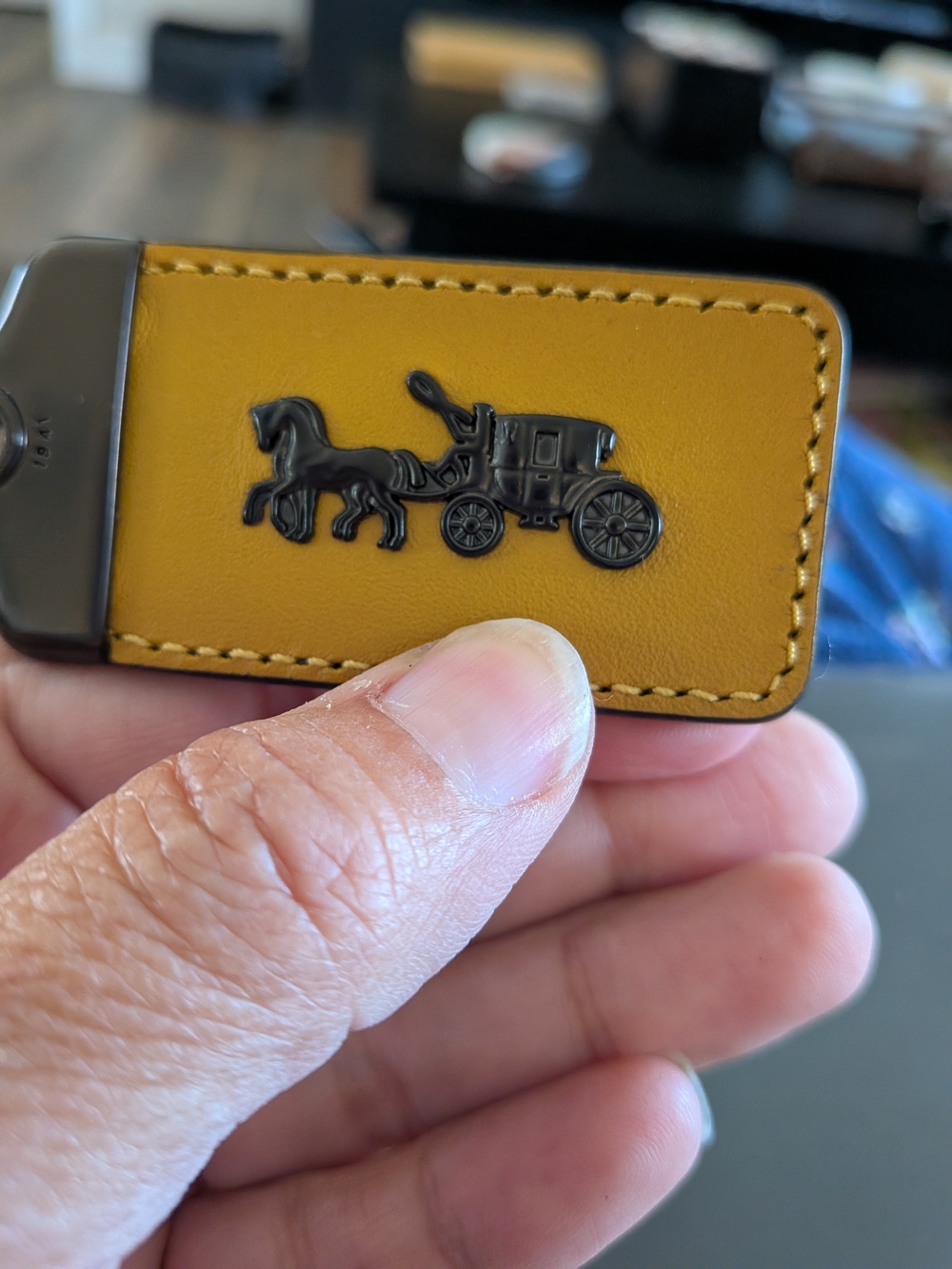 Coach 1941 HTF Mustard Leather Key & Card Holder with Dark Carriage Emblem